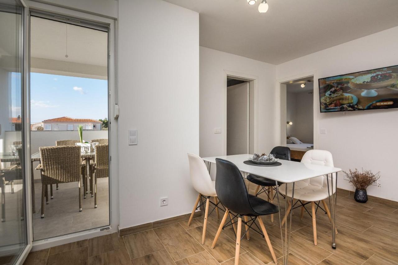 Apartments Pejakovic Vir Exterior foto