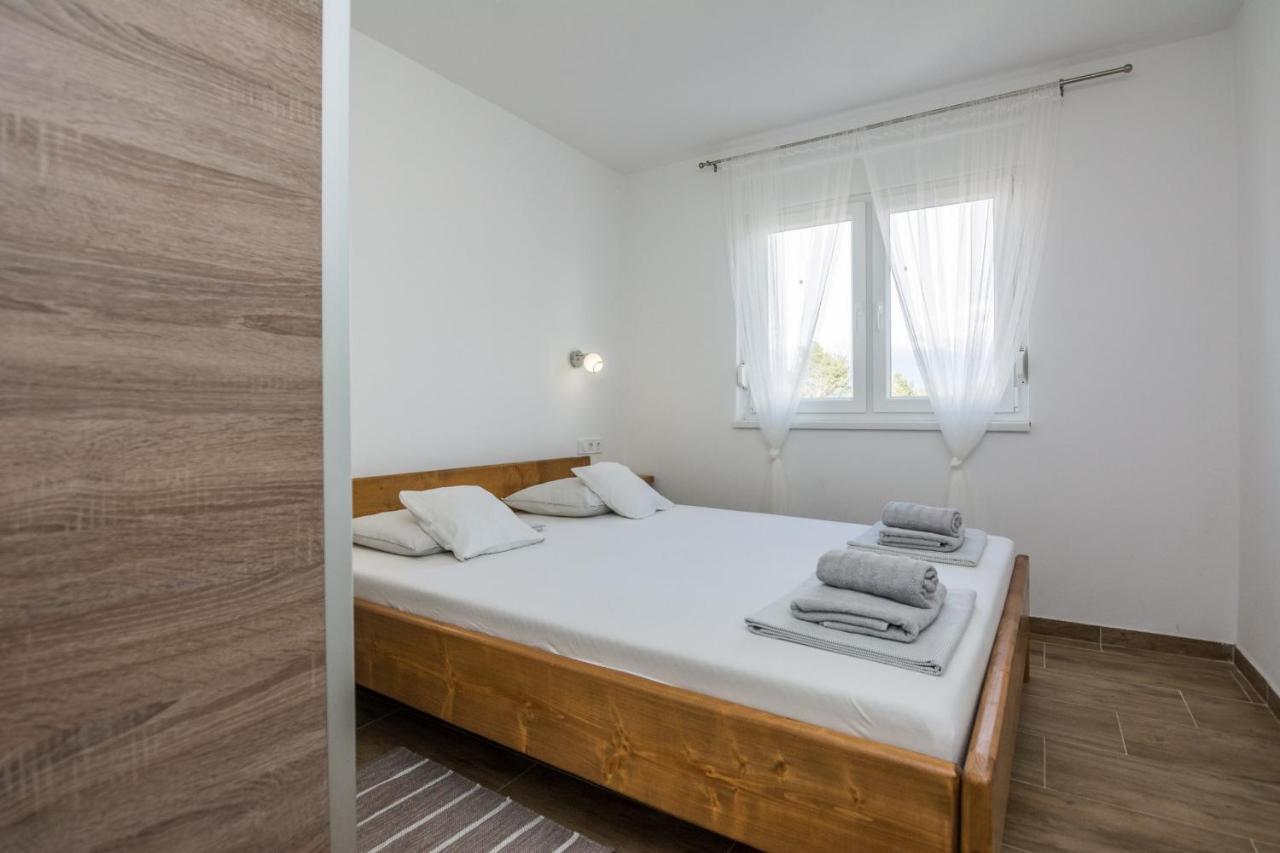 Apartments Pejakovic Vir Exterior foto